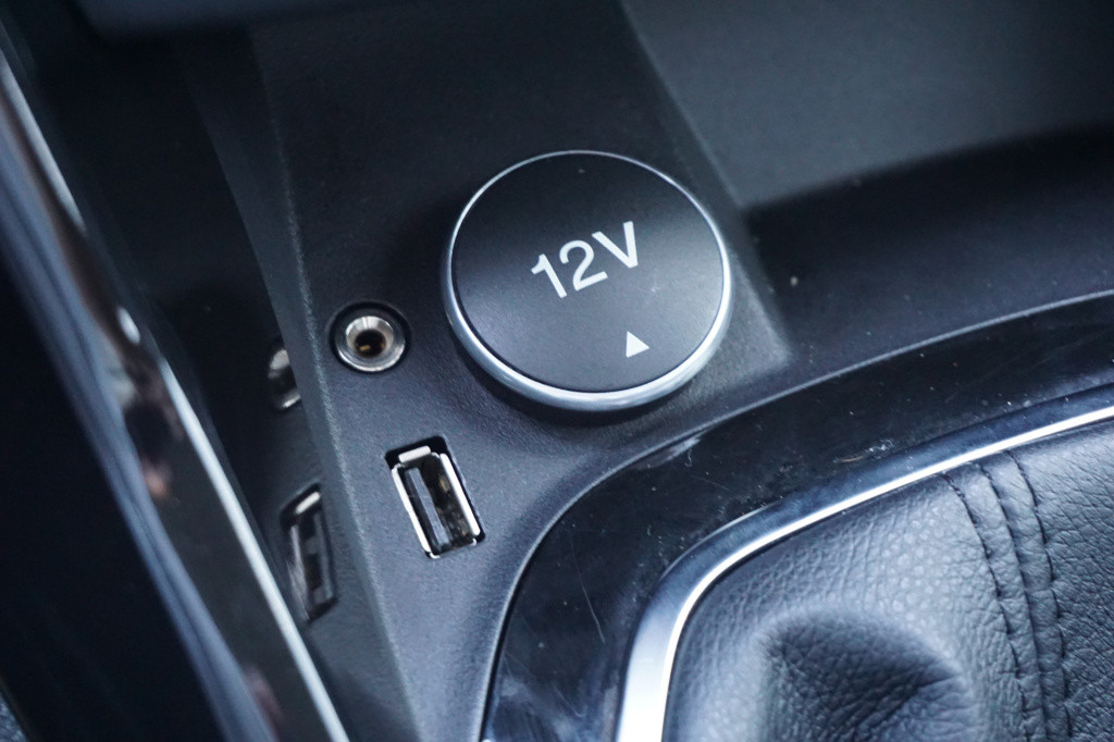 Ford B-max 1.0 ecoboost titanium airco / navi / cruise / elektr. ramen / na