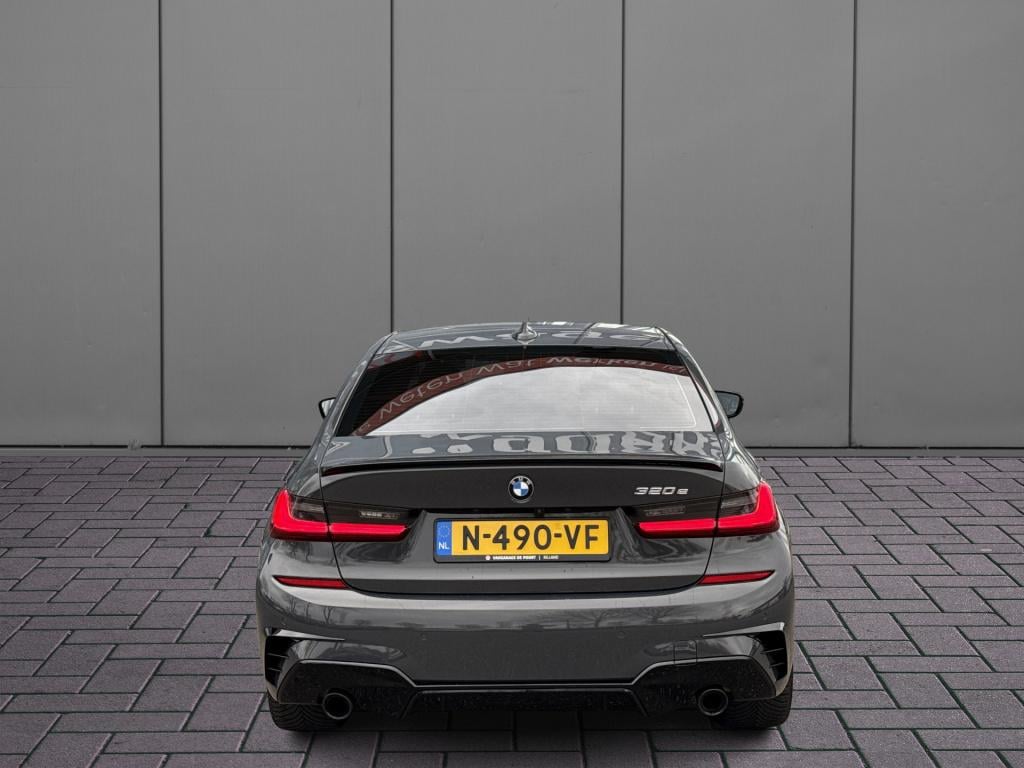 BMW 3-serie 320e m sport business edition plus | m performance | leder | la