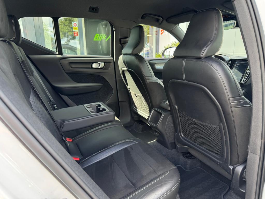 Volvo XC40 1.5 t3 r-design * harman/kardon * trekhaak