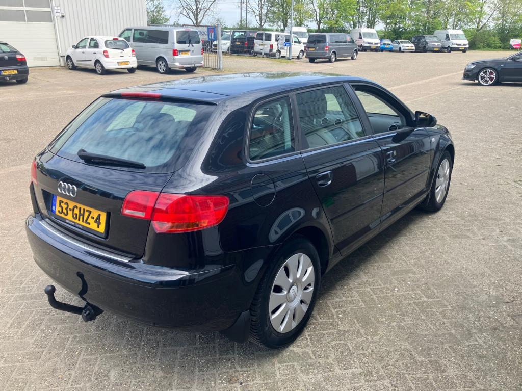 Audi A3 sportback 1.6 attraction business edition cruisse clima