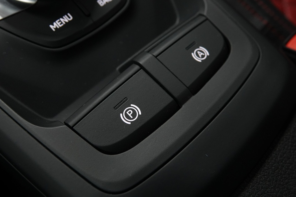Audi Q2 sq2 2.0 tfsi quattro | 450 pk | pano | led | camera |
