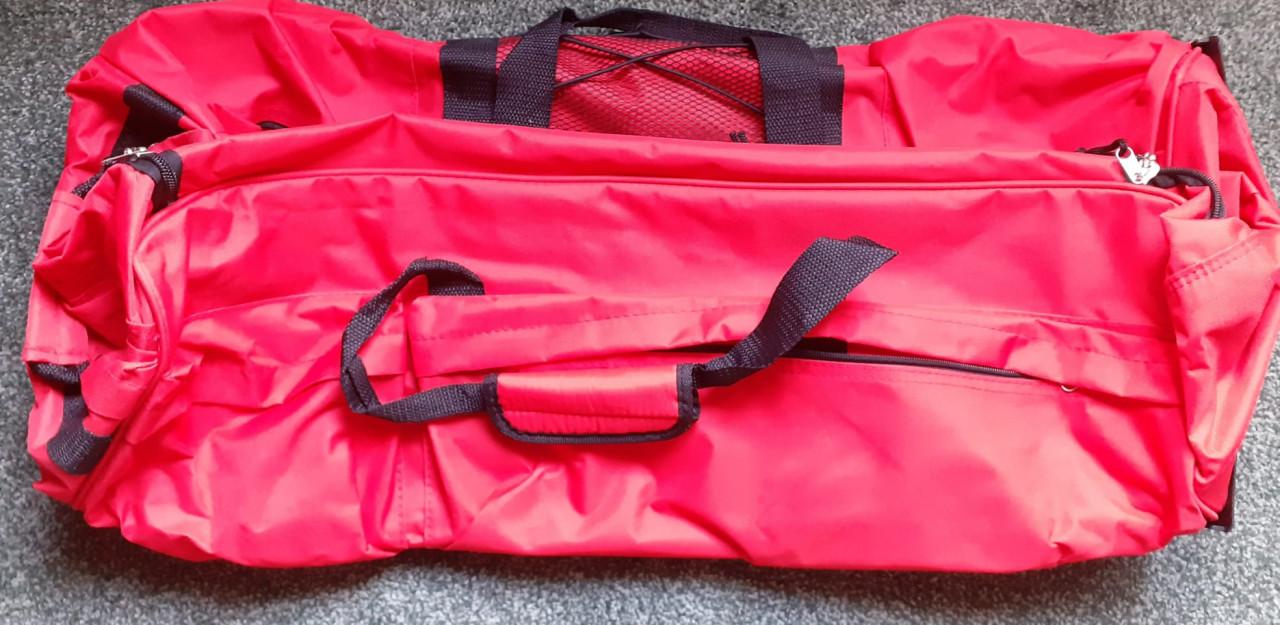 Reistas/Sporttas op 2 wielen. Rood