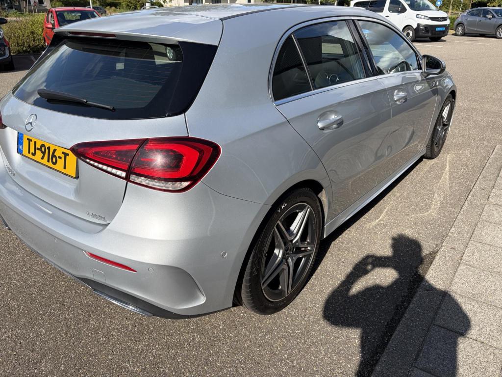 Mercedes-Benz A-Klasse 200 business solution amg bomvol|panoramadak|afneemb