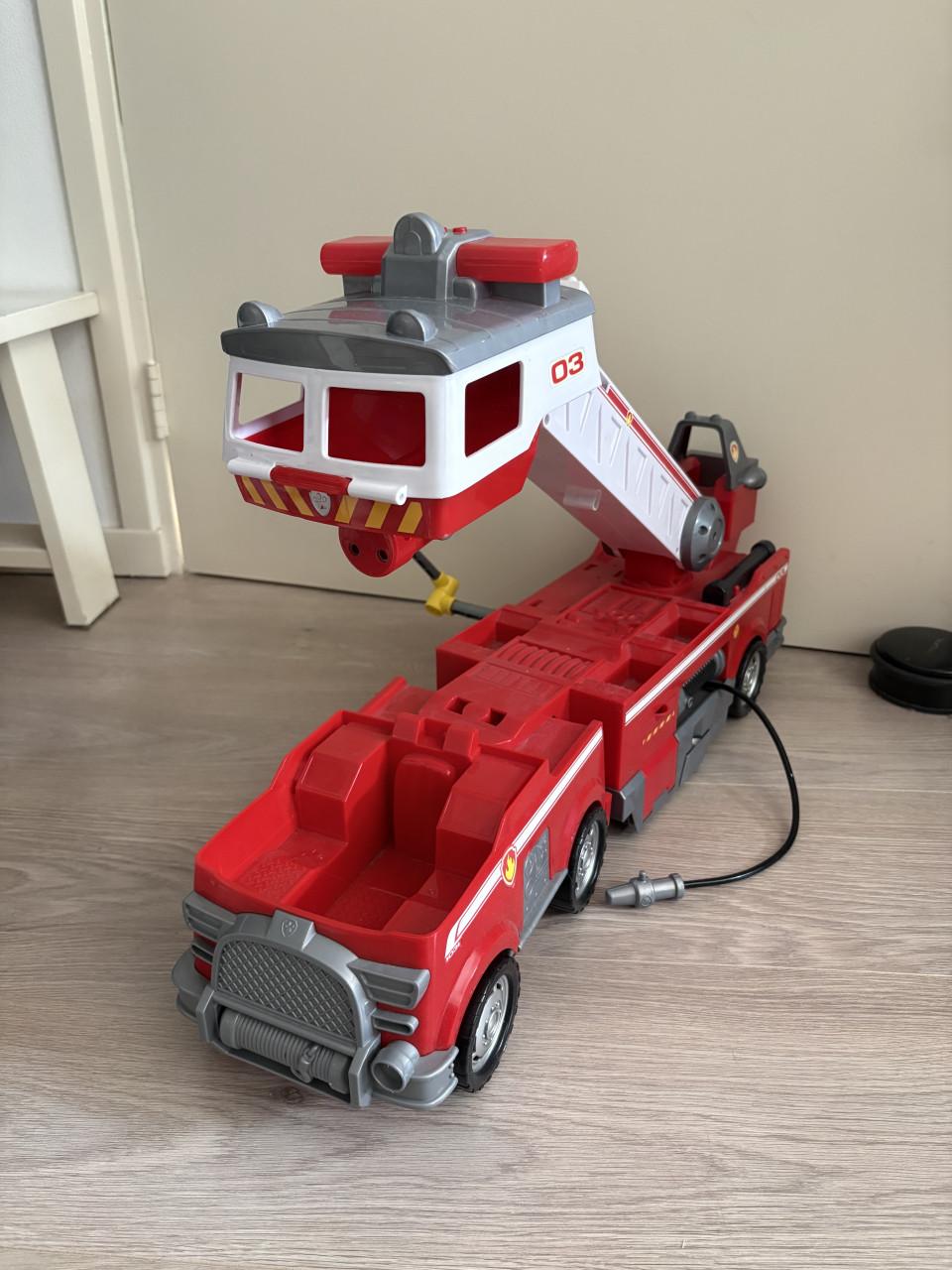 PAW Patrol Ultimate Rescue Brandweerwagen van Marshall