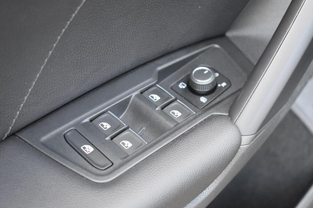 Volkswagen Tiguan 1.5 tsi act r-line | leder | pano | camera | nap | virtua