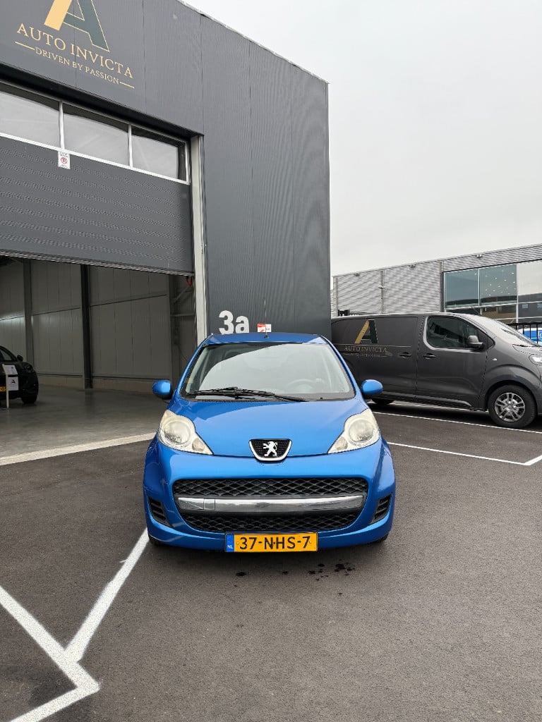 Peugeot 107 1.0 - urban move - airco - 5drs