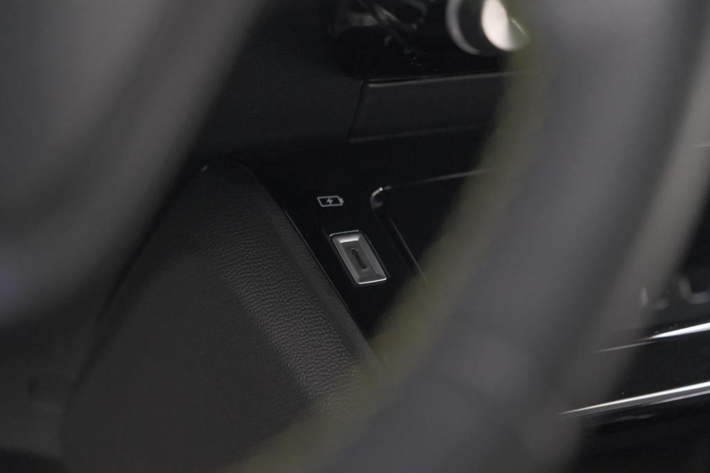 Peugeot 2008 puretech 130 gt pack | panoramadak | camera | adaptieve cruise