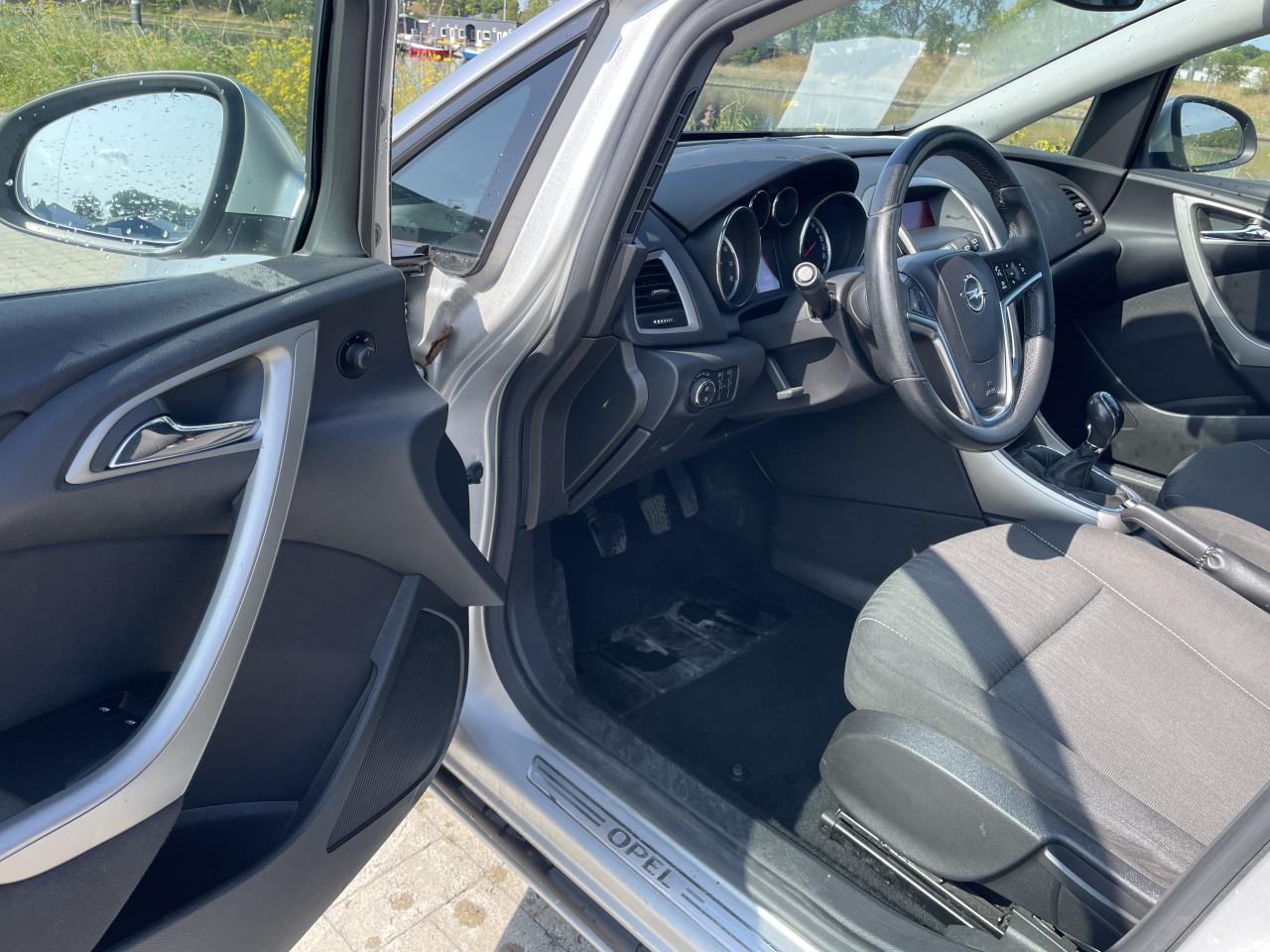Opel Astra 1.4 turbo station 2450€