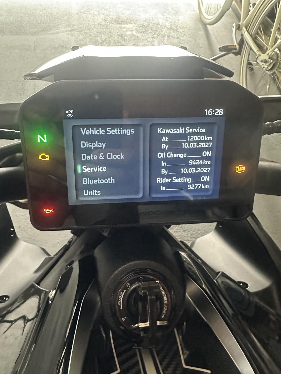 Kawasaki Z900 2025