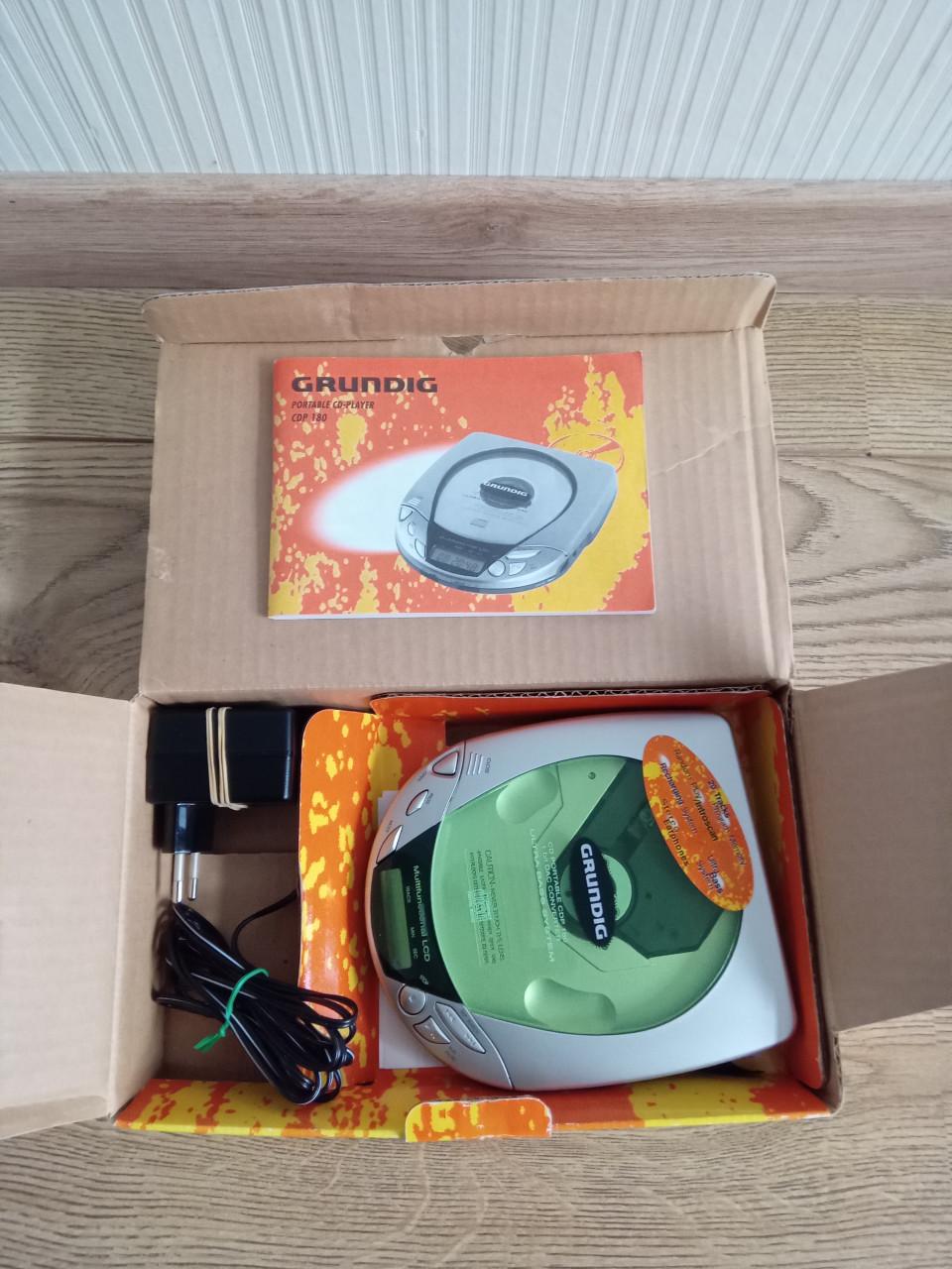 Retro diskman Grundig