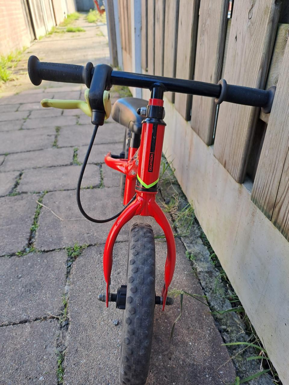 Loopfiets met handrem