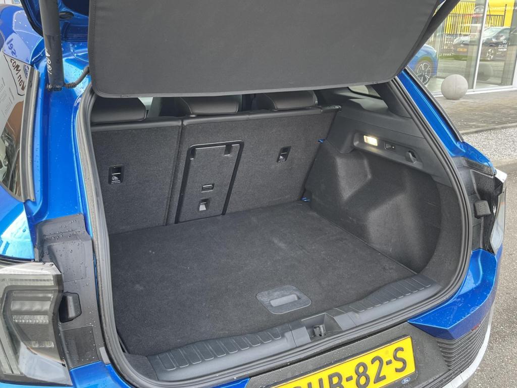 Ford Explorer premium extended range rwd 77 kwh | panoramadak | climate con