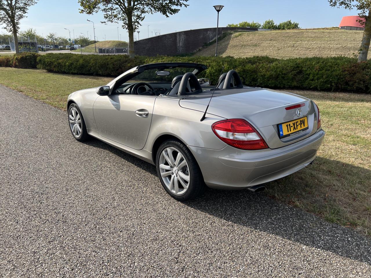 Smetteloze Mercedes SLK 200 uit 2007 met slechts 117.000 km