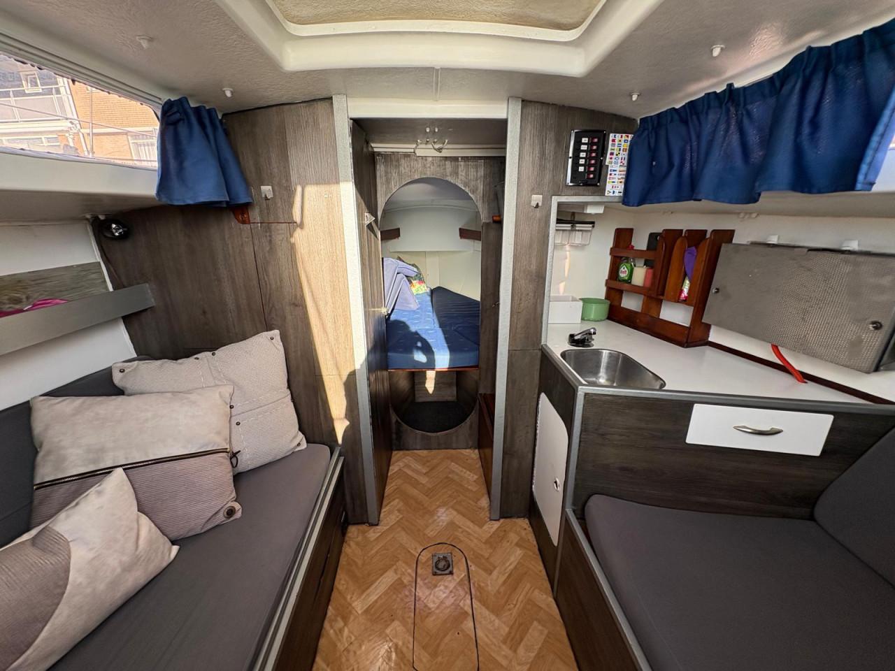 Zeer complete Piewiet 700 zeilboot met wat werk te koop