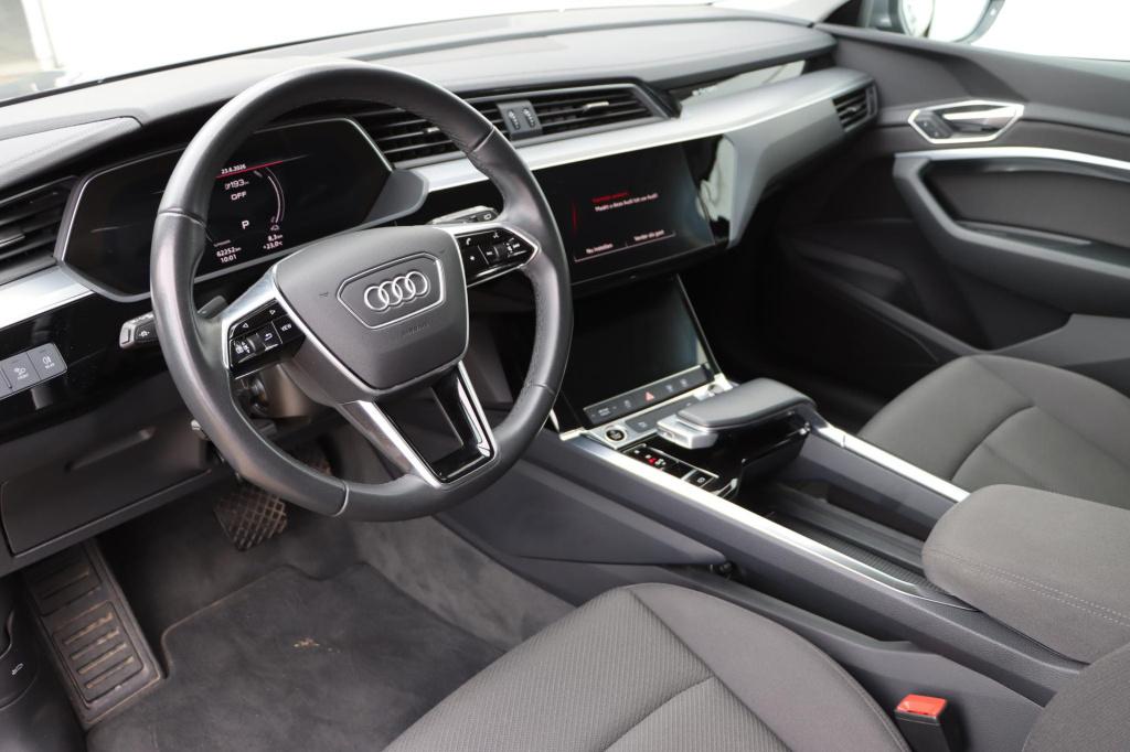Audi E-tron 50 quattro advanced edition plus 71 kwh | soh 95,1% |