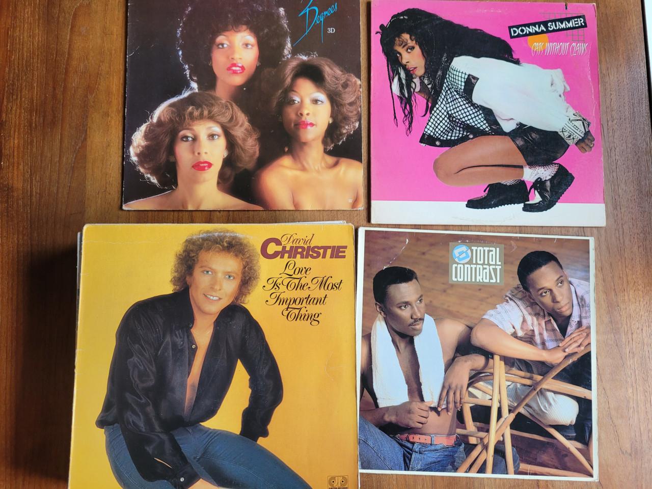 24 LP's Pop / Disco in goede staat!