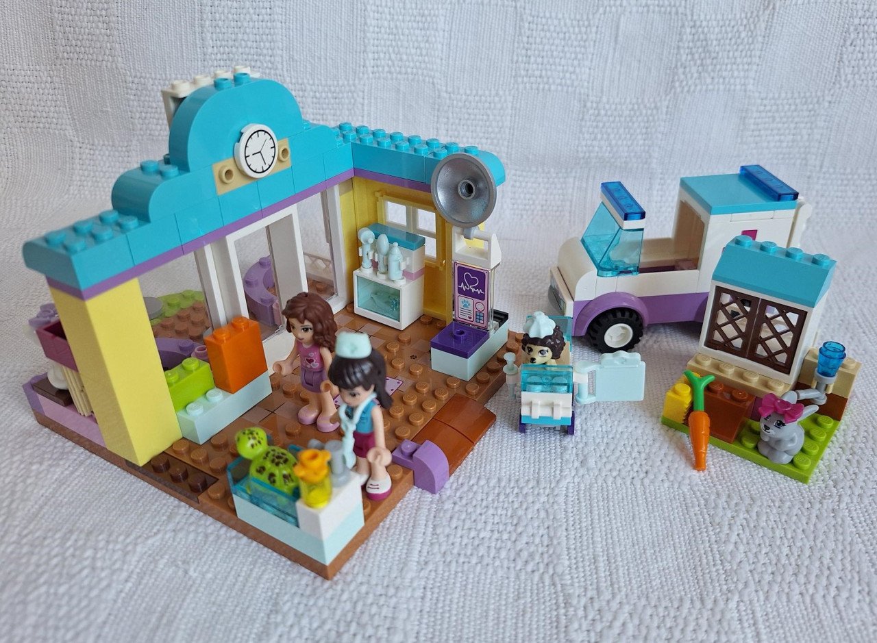 Lego Friends 10728 Mia's dierenkliniek