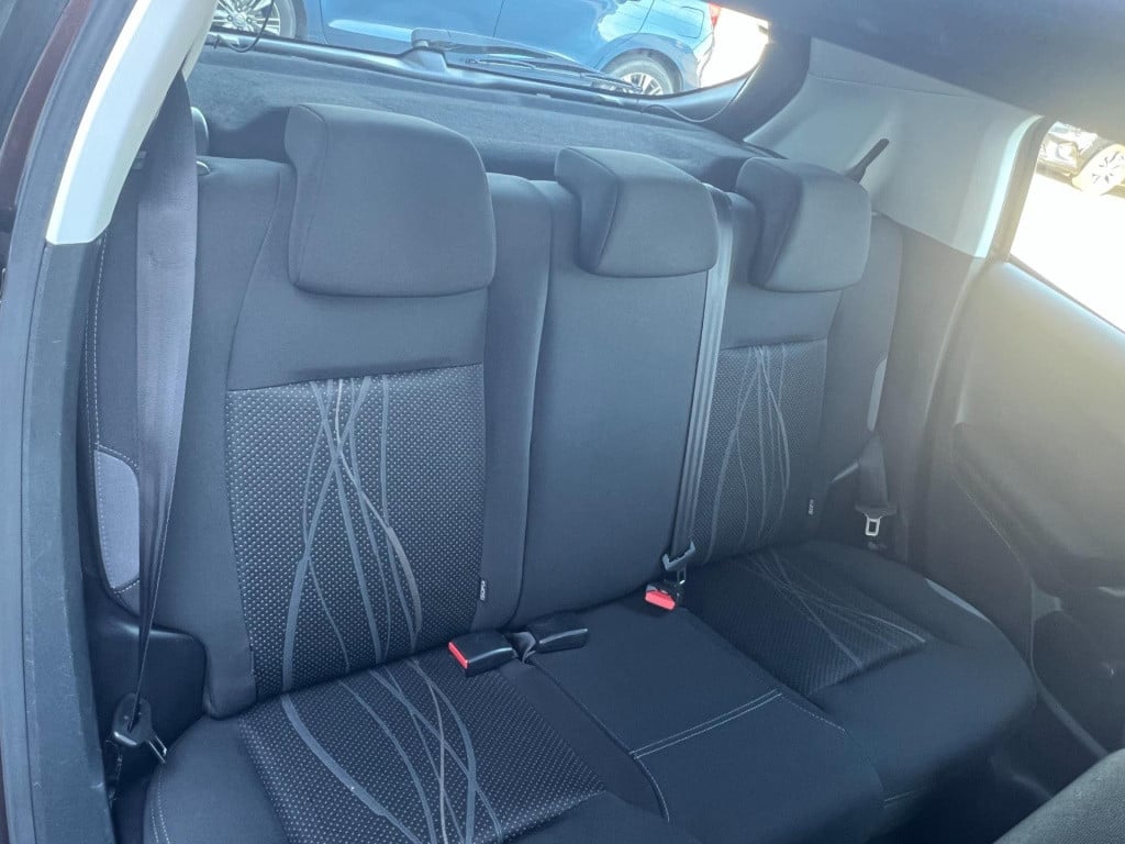 Peugeot 208 1.2 vti envy, navi, trekhaak enz...