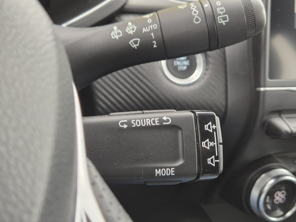 Renault Captur e-tech hybrid 145 r.s. line