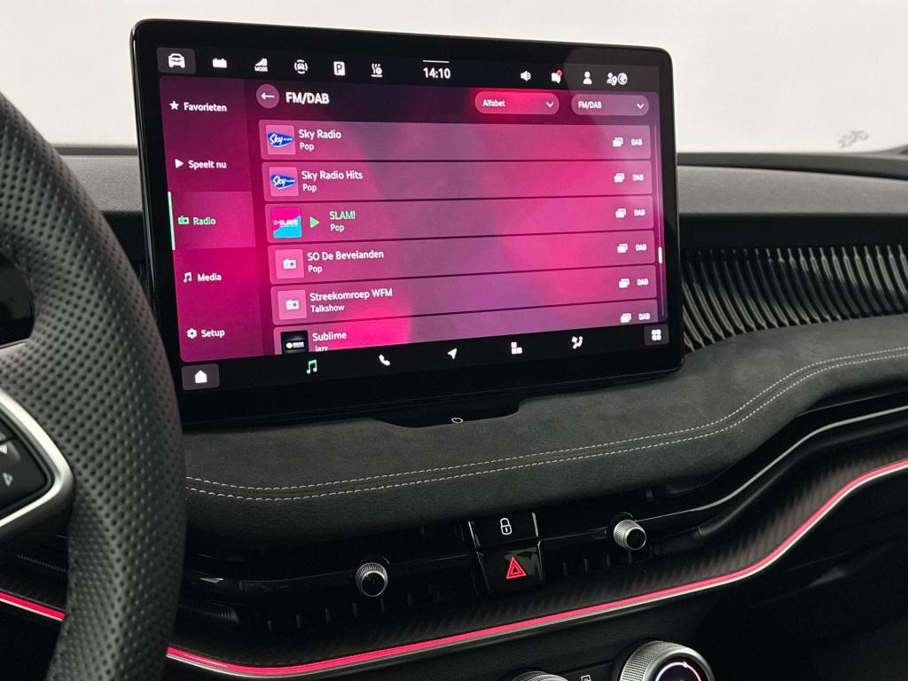 Skoda Superb sportline business 1.5 tsi phev 150 kw / 204 pk co