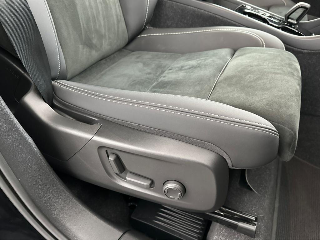 Volvo XC40 t4 211pk recharge plus dark| adap.cruise| trekhaak| camera| elek