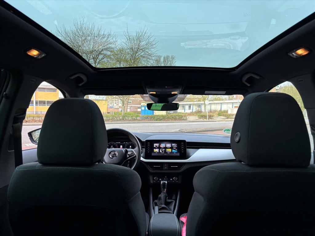 Skoda Kamiq 1.0 tsi greentech 110pk dsg-7 business edition|led|trekhaak|nav