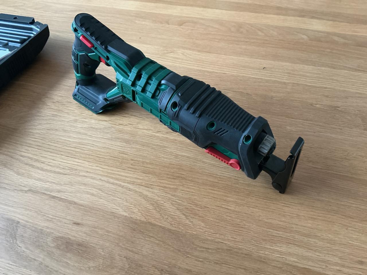 GERESERVEERD Parkside accu reciprozaag