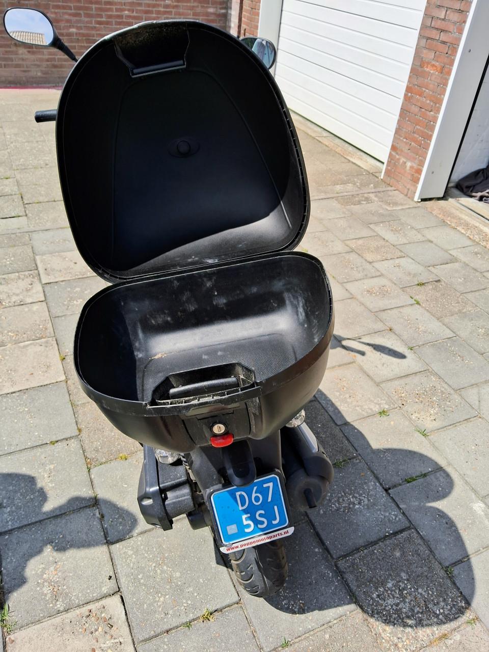 Te koop, Snorscooter SYM Orbit 1 25km