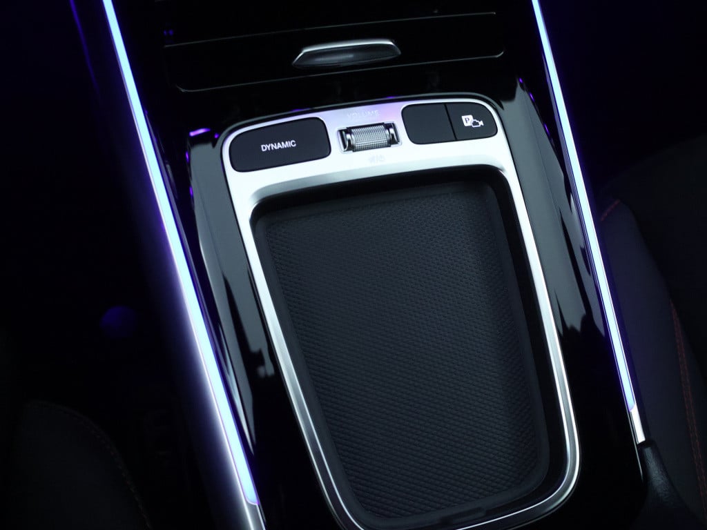 Mercedes-Benz Gla-klasse 250 e amg face lift plug-in hybride | amg line | s
