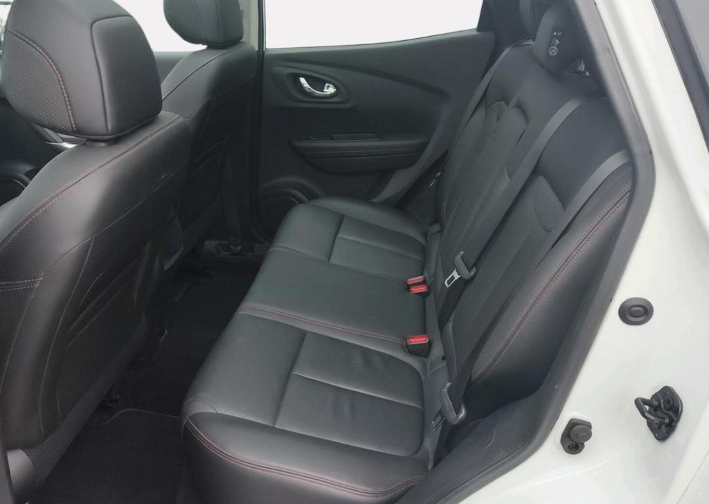 Renault Kadjar 1.2 tce 130 edc extase - trekhaak / camera / bose / panorama