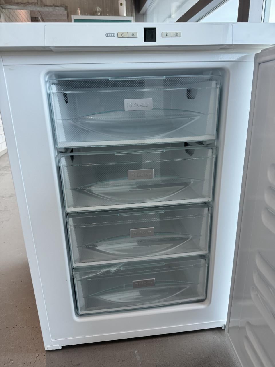 Miele tafelmodel vrieskast GERESERVEERD