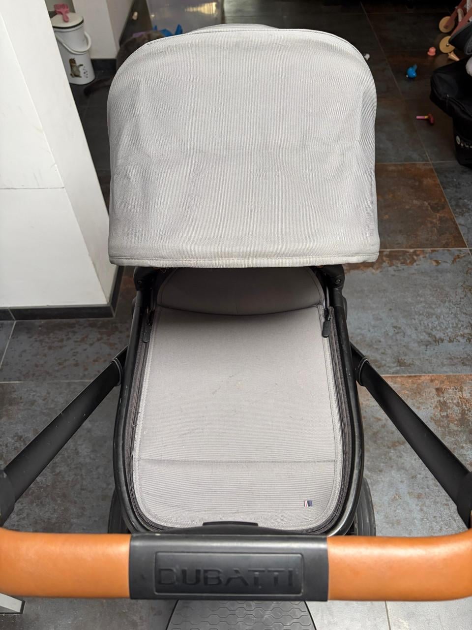 Dubatti One kinderwagen in het grijs