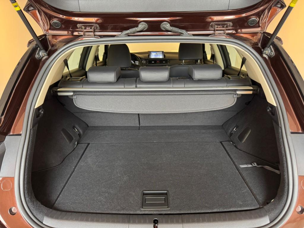 Lexus Ct 200h ultimate edition