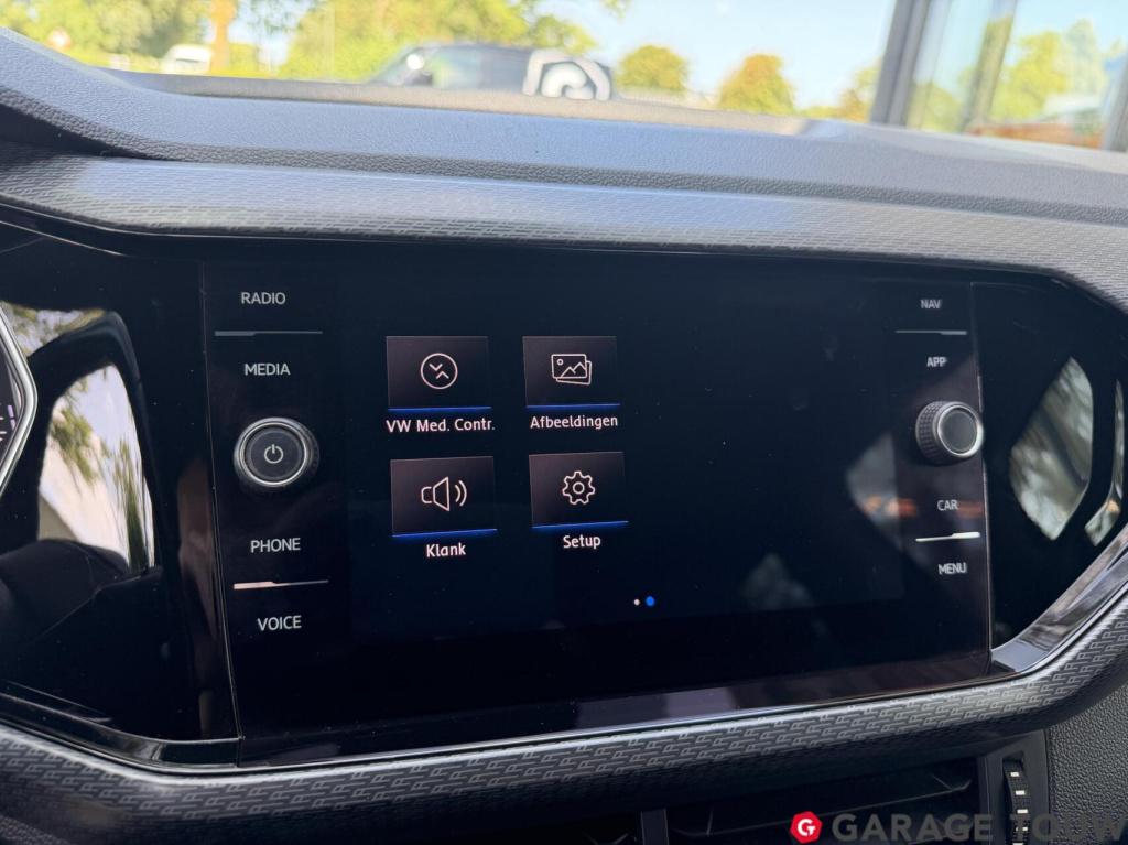 Volkswagen T-cross 1.0 tsi style r-line *acc, dab, carplay*