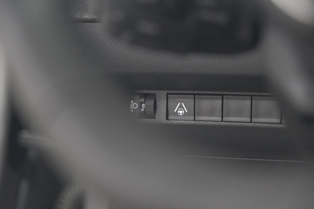 Peugeot 208 hybrid 100 e-dcs6 allure | camera | adaptieve cruise control | 