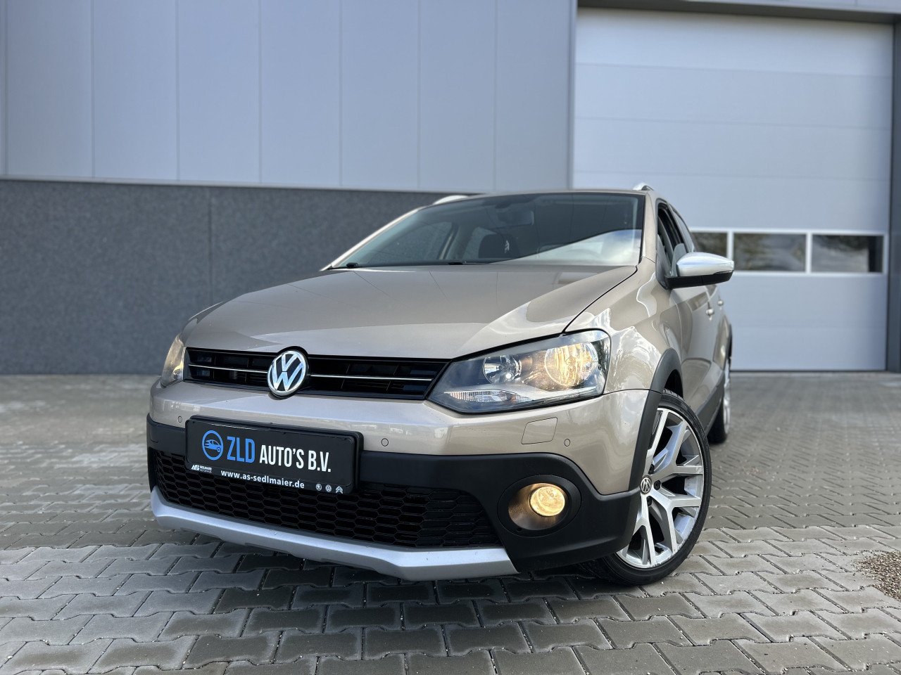 Volkswagen Polo 1.2 TSI CrossPolo BlueMotion Tech/APK/AIRCO/