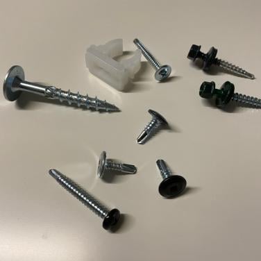 Gaas,scharnieren,schroeven,handvaten,zitstokhouders etc etc