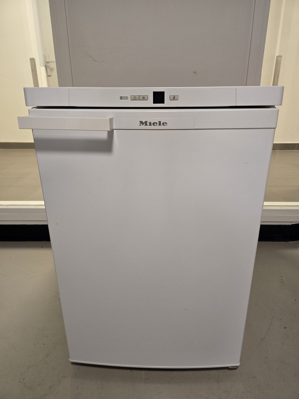 Te Koop nieuw model Miele Tafelmodel A+ vriezer*****