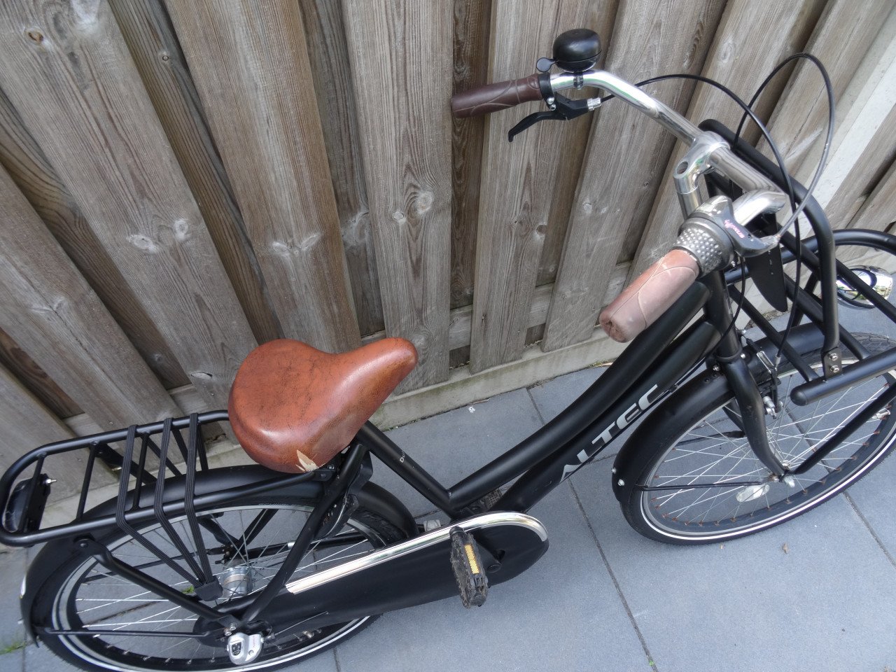 Altec 24 inch meisjesfiets 3 versnellingen