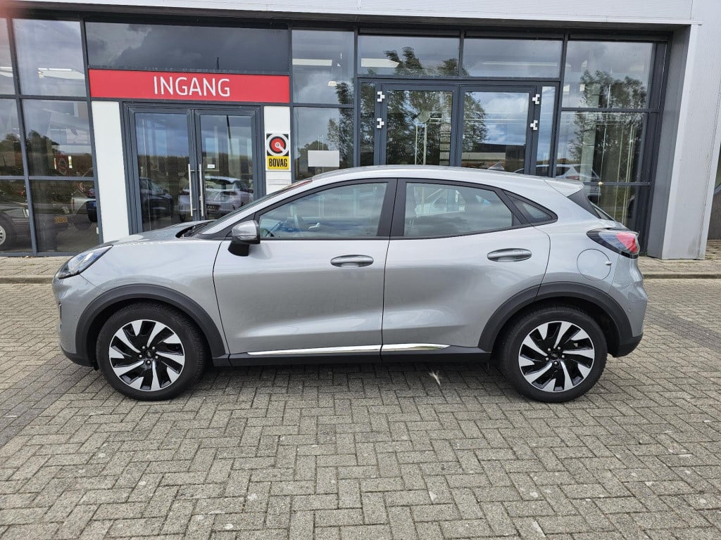 Ford Puma 1.0 ecoboost hybrid titanium