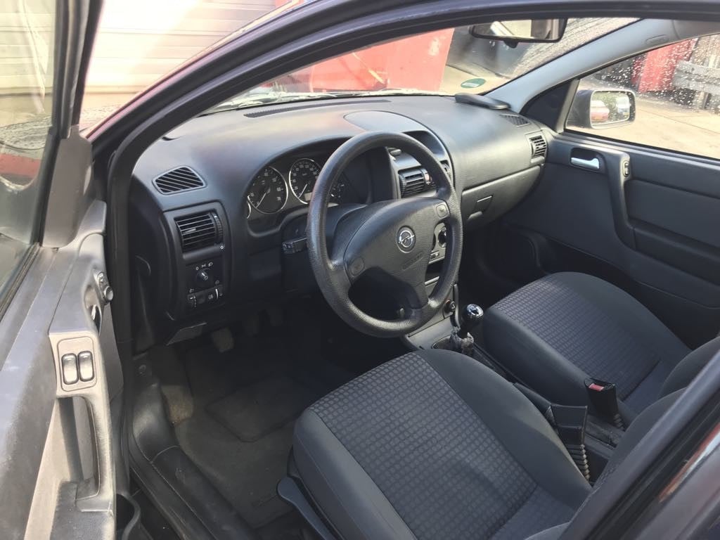 Opel Astra 1.6-16v njoy
