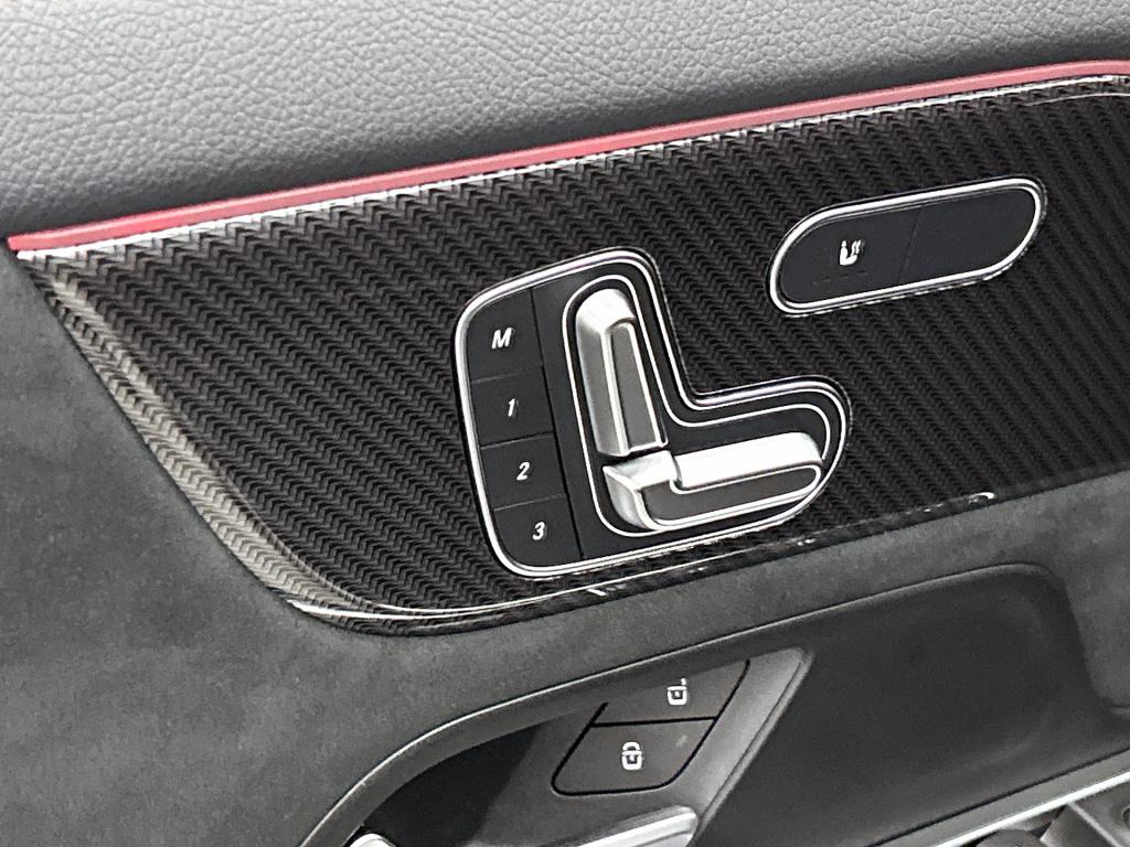 Mercedes-Benz Gla-klasse 250 e star edition amg line limited | dodehoek det