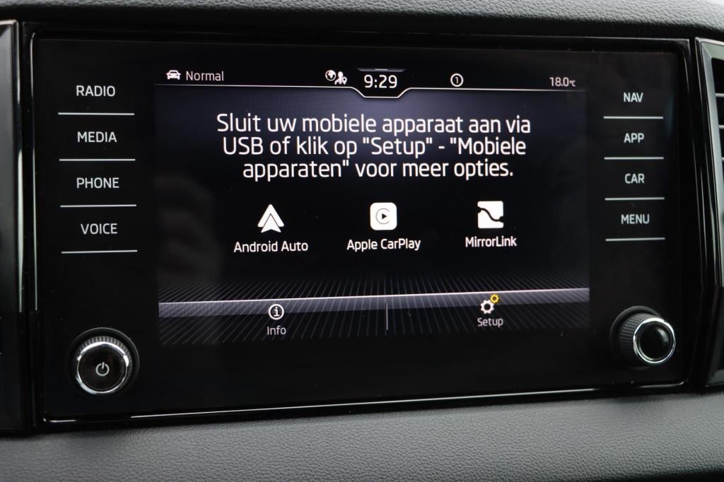 Skoda Karoq 1.5 tsi act sportline business 150pk dsg7