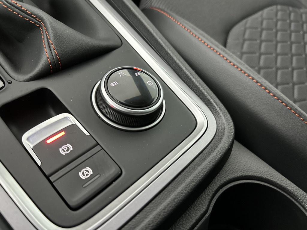 Seat Ateca 1.5 tsi 150 7dsg fr business intense | achteruitrijcamera | airc