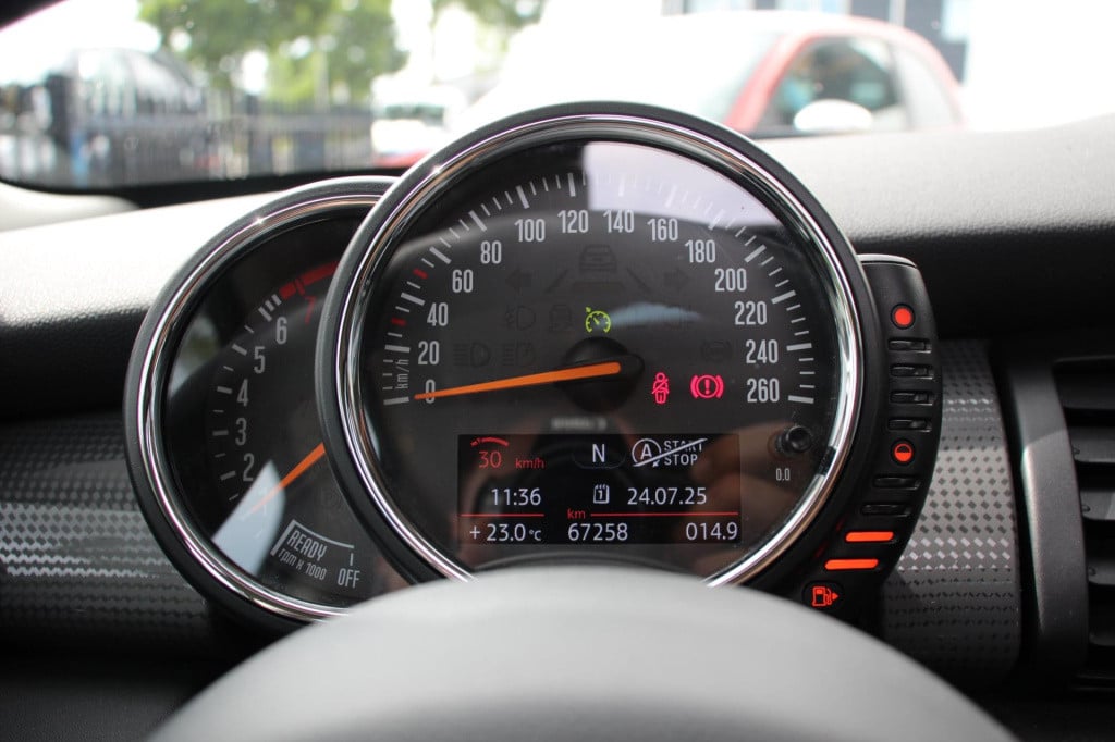 Mini One mini 1.2 chili business - pano - pdc rondom - led - stoel verw - n