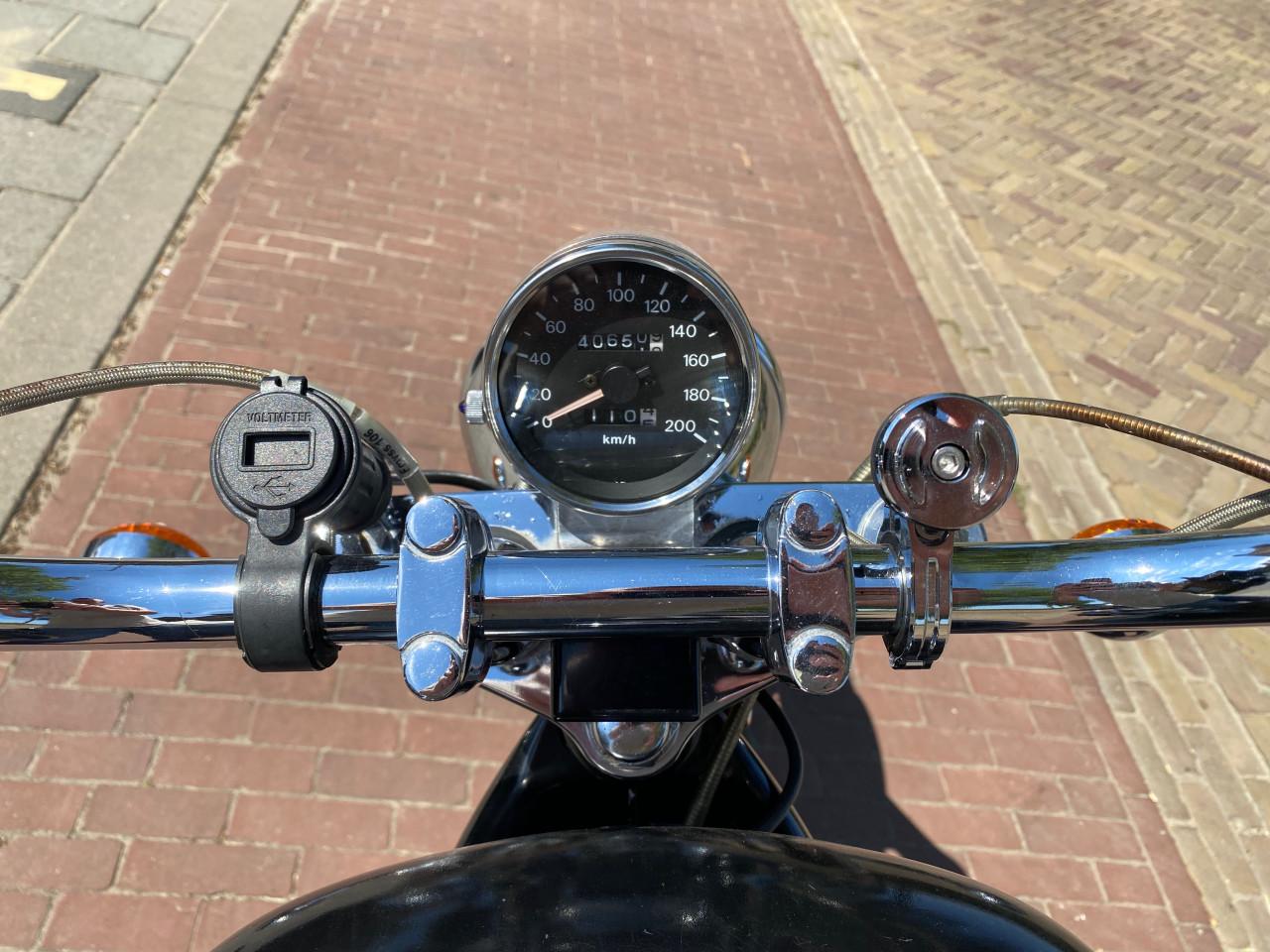 SUZUKI INTRUDER 1400