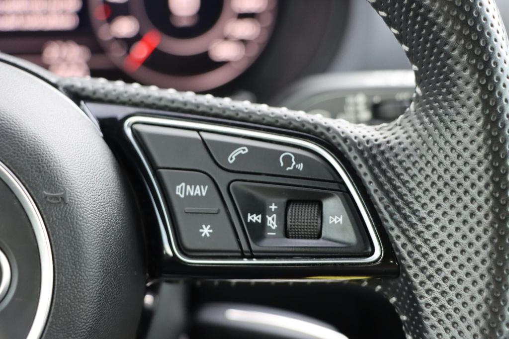 Audi A3 sportback 35 tfsi 150pk s tronic advance sport s-line