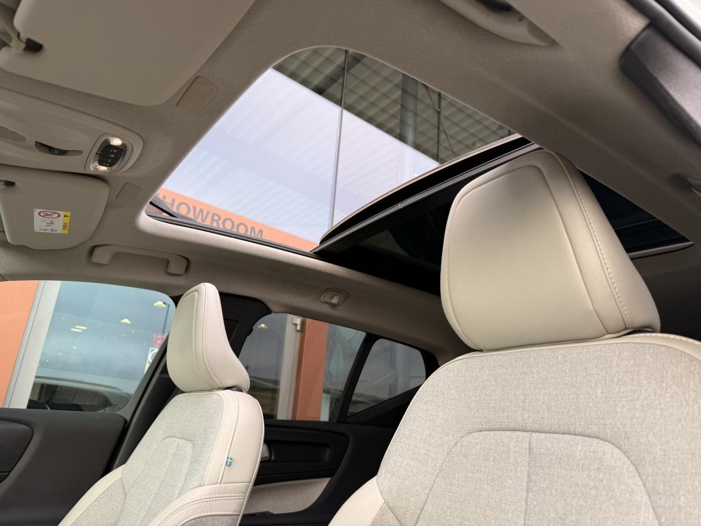 Volvo XC40 1.5 t3 | pano | navi | acc | achteruitrijcamera | stoelverwarmin