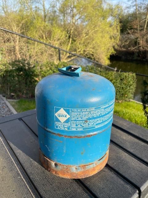 Omwisselbaar/navulbare Campingaz fles type 907 (15% gevuld)