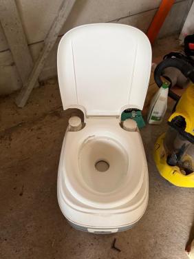 Porta potti toilet camping